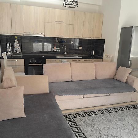 Comfy City Center Apartment Shkodër Esterno foto
