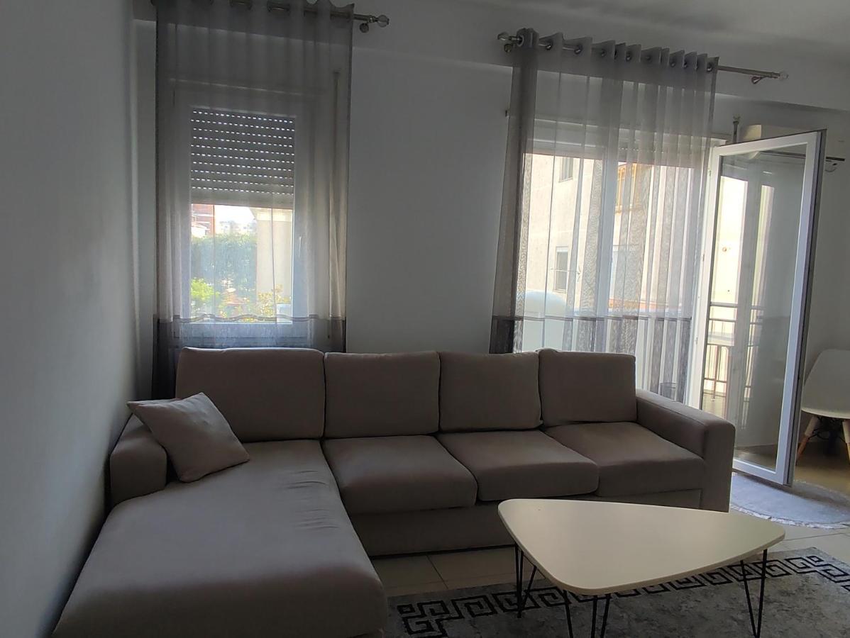 Comfy City Center Apartment Shkodër Esterno foto