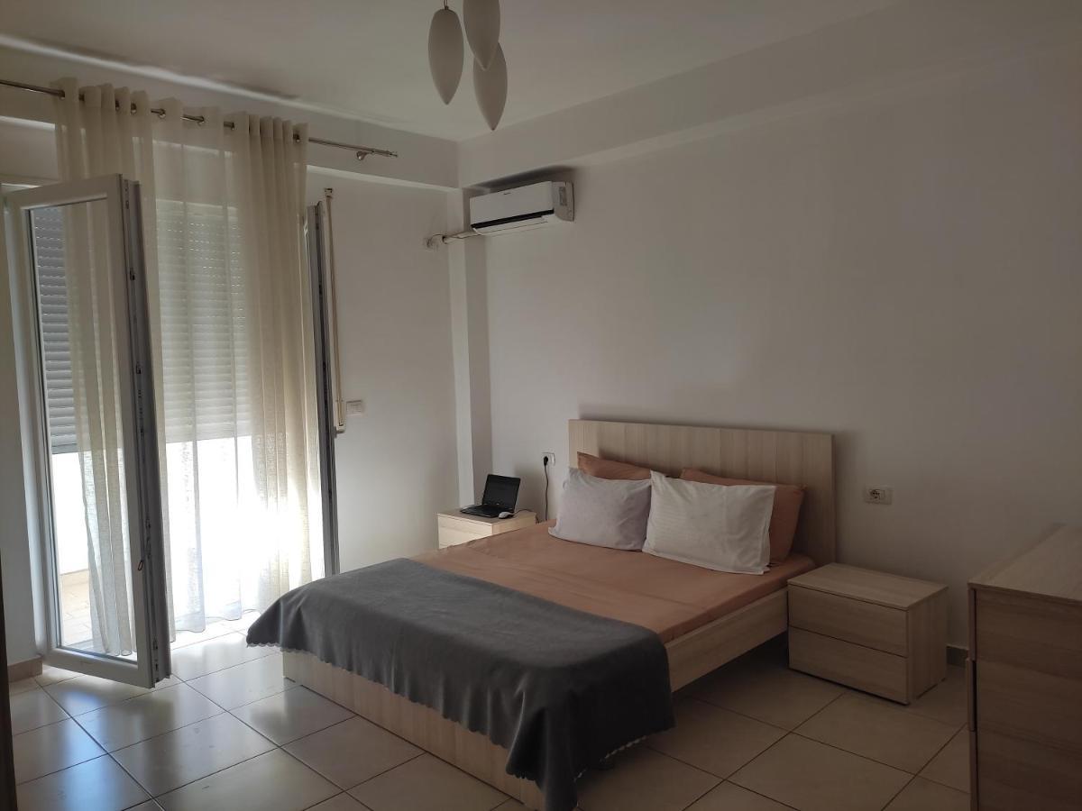 Comfy City Center Apartment Shkodër Esterno foto